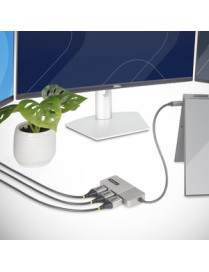 StarTech.com USB-C to 3x DisplayPort MST Hub - 1 Pack - 1 x 24-Pin USB Type C - Male - 3 x DisplayPort 1.4 Digital Audio/Video -