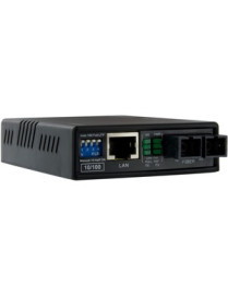 StarTech.com StarTech.com 10/100 Fiber to Ethernet Media Converter Multi Mode SC 2 km - Convert and extend a 10/100 Mbps Etherne